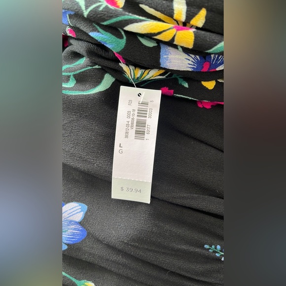 Old Navy Floral Dress - Picture 4 of 4